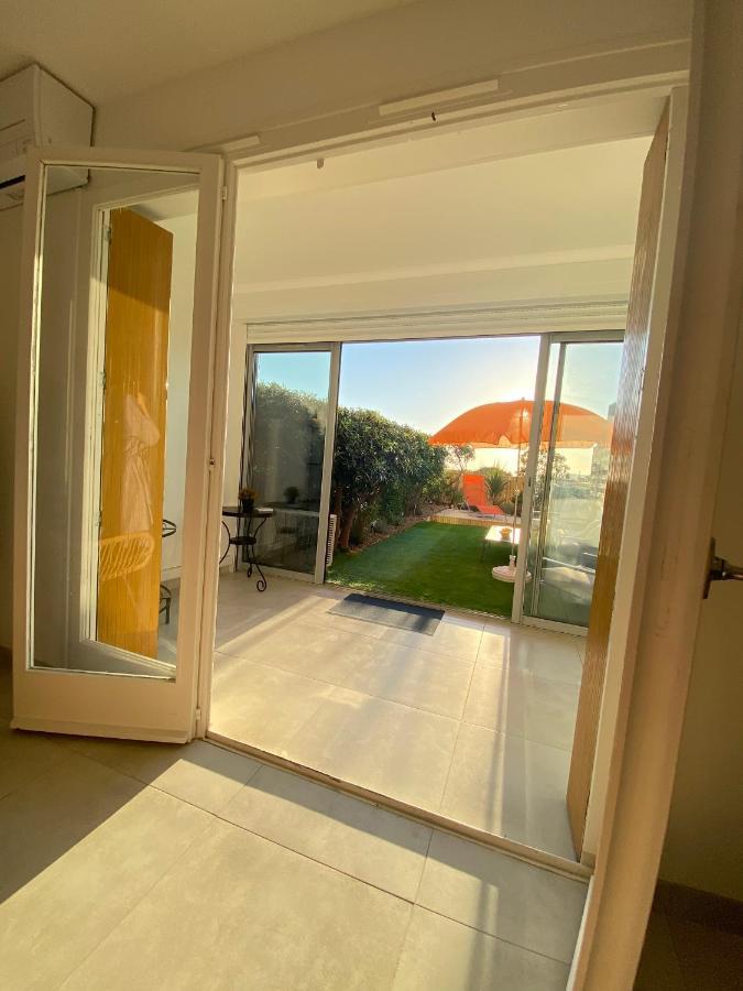 Somptueux Appartement Renove En Bord De Mer ซิ-ฟูร์-เล-ปลาจ ภายนอก รูปภาพ