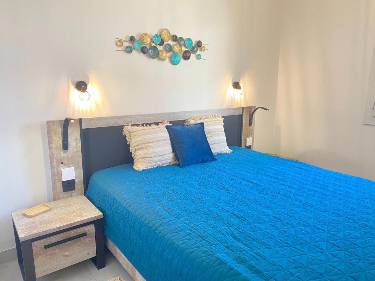 Somptueux Appartement Renove En Bord De Mer ซิ-ฟูร์-เล-ปลาจ ภายนอก รูปภาพ